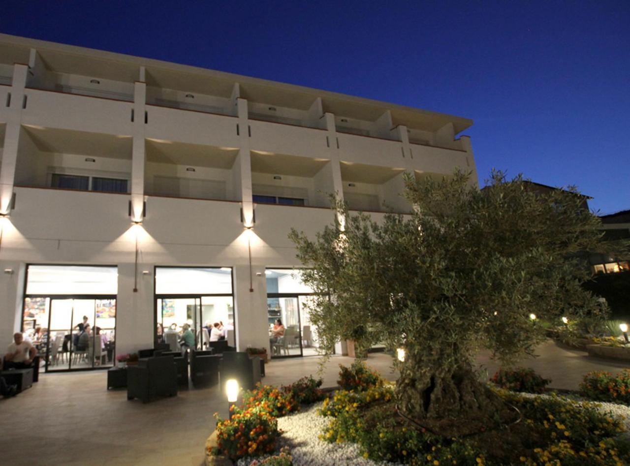 Hotel Levante - Isola D'Elba Cavo Bagian luar foto